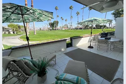 137 S Torremolinos, Rancho Mirage, CA 92270 - Photo 3