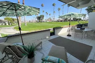 137 S Torremolinos, Rancho Mirage, CA 92270 - Photo 3