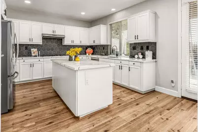 5345 Village Drive, Oceanside, CA 92057 - Photo 9