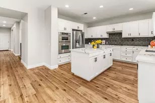 5345 Village Dr, Oceanside, CA 92057 - Photo 11