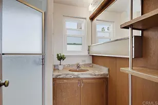 1005 Alexandria Dr, San Diego, CA 92107 - Photo 35