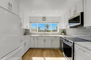 1830 Thomas Ave, San Diego, CA 92109 - Photo 13