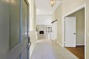30 Rainbow Falls, Irvine, CA 92603 - Photo 3