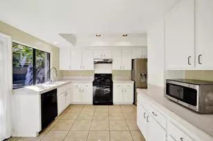 30 Rainbow Falls, Irvine, CA 92603 - Photo 11