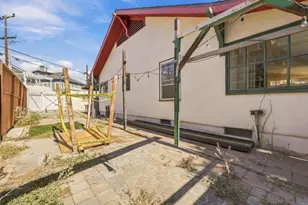 848 Olive Ave, Coronado, CA 92118 - Photo 35