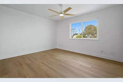 94 Kingston Ct W, Coronado, CA 92118 - Photo 31