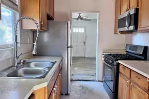 8307 Broadway Ln, Lemon Grove, CA 91945 - Photo 7