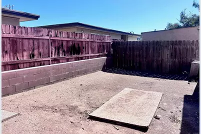 8307 Broadway Lane, Lemon Grove, CA 91945 - Photo 9