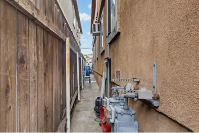 3231 1/2 E Cesar Chavez Avenue, Los Angeles, CA 90063 - Photo 7