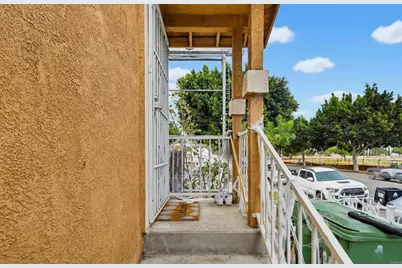 3231 1/2 E Cesar Chavez Avenue, Los Angeles, CA 90063 - Photo 3