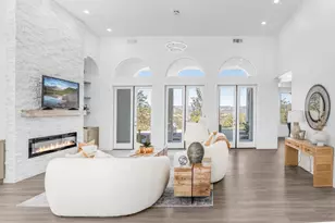 1094 Hillcrest View Ln, Fallbrook, CA 92028 - Photo 11