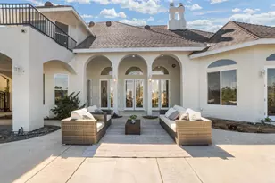 1094 Hillcrest View Ln, Fallbrook, CA 92028 - Photo 59