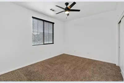 4428 W Pinsapo Drive, Fresno, CA 93722 - Photo 23