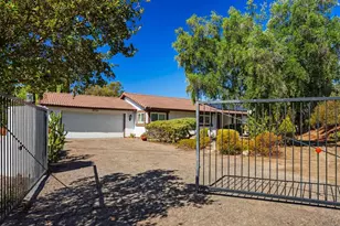 3042 Holly Rd, Alpine, CA 91901 - Photo 5