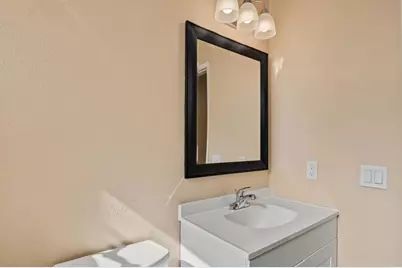906 N Fig Street #E, Escondido, CA 92026 - Photo 13