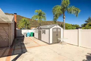 7463 Barker Way, San Diego, CA 92119 - Photo 19