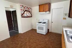 242 Old Oak Dr, San Diego, CA 92114 - Photo 3