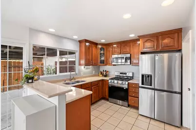 10665 Escobar Drive, San Diego, CA 92124 - Photo 13