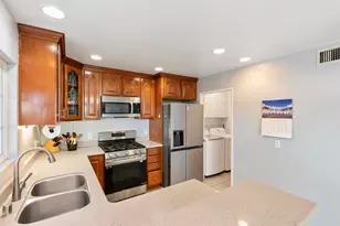10665 Escobar Dr, San Diego, CA 92124 - Photo 15