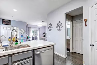 2656 Night Jasmine Drive, Simi Valley, CA 93065 - Photo 11
