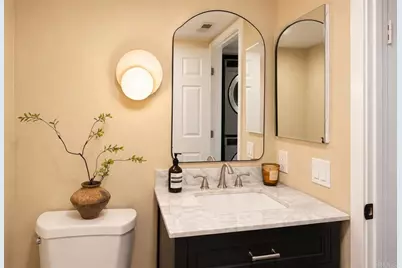 2005 Lakeridge Circle #103, Chula Vista, CA 91913 - Photo 15
