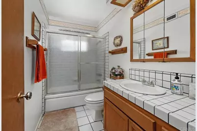 8211 Starland Drive, El Cajon, CA 92021 - Photo 11