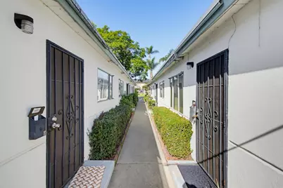 221 D Avenue Avenue, Coronado, CA 92118 - Photo 11