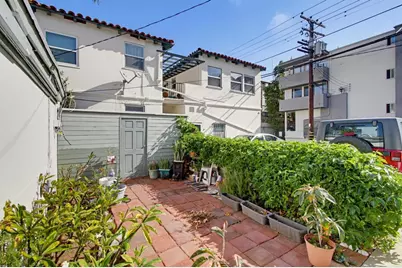 221 D Avenue Avenue, Coronado, CA 92118 - Photo 13