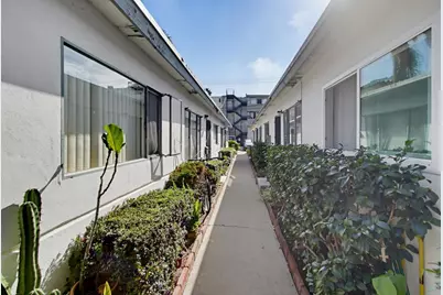 221 D Avenue Avenue, Coronado, CA 92118 - Photo 9
