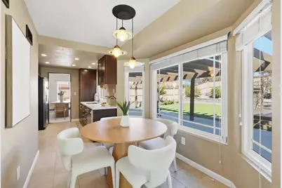 11810 Calamar Drive, San Diego, CA 92124 - Photo 9