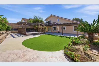 11810 Calamar Drive, San Diego, CA 92124 - Photo 27