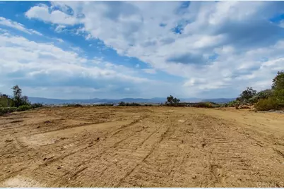 15370 Lazy Creek Rd, El Cajon, CA 92021 - Photo 9