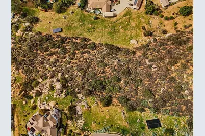 15370 Lazy Creek Rd, El Cajon, CA 92021 - Photo 17