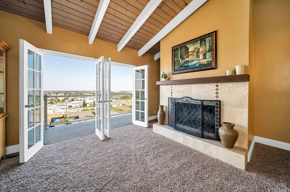 4241 Mesa St, Torrance, CA 90505