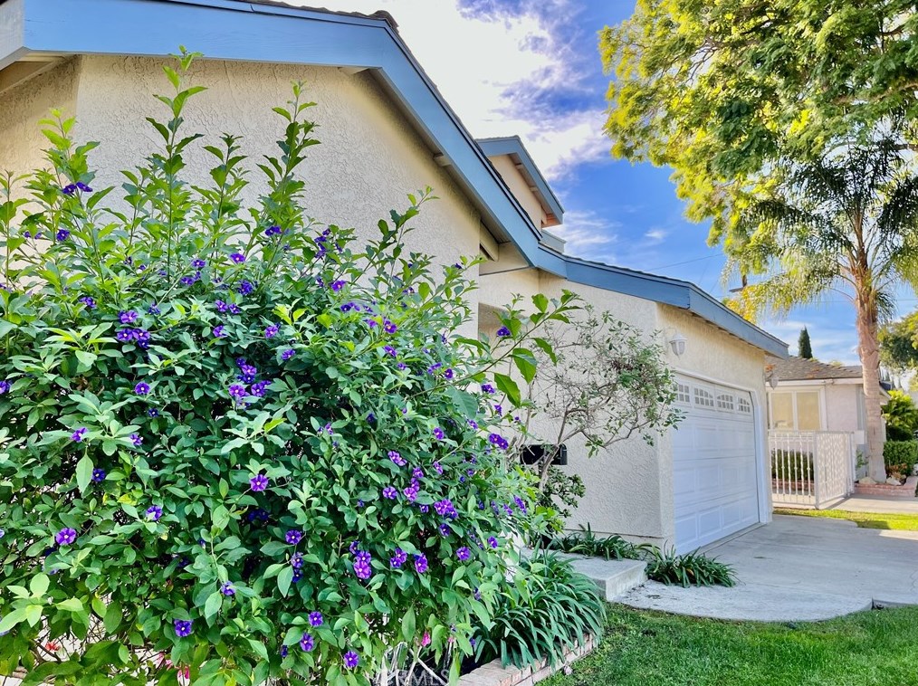 3220 Raintree Ave, Torrance, CA 90505