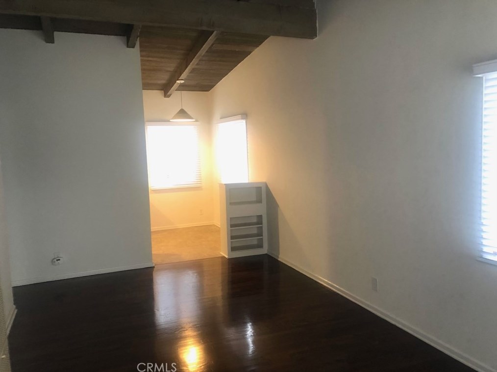 340 Penn St, El Segundo CA 90245-5433 exterior