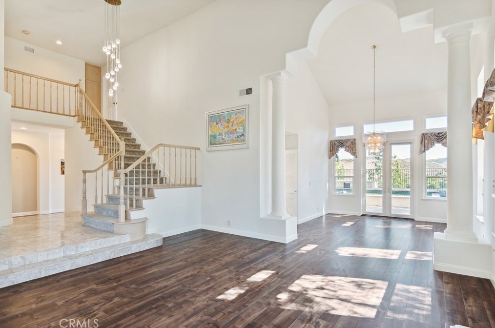 2660 Grandoaks Dr, Thousand Oaks CA 91361-5562 exterior