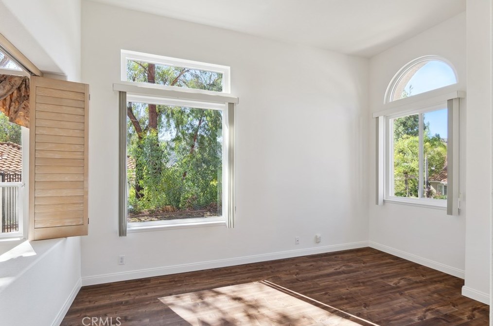 2660 Grandoaks Dr, Thousand Oaks CA 91361-5562 exterior