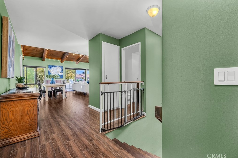 169 Calle Mayor, Redondo Beach CA  90277-6509 exterior