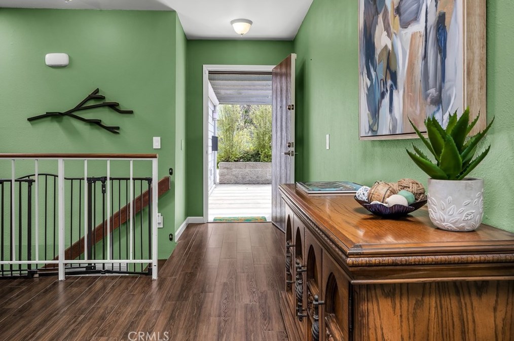 169 Calle Mayor, Redondo Beach CA  90277-6509 exterior