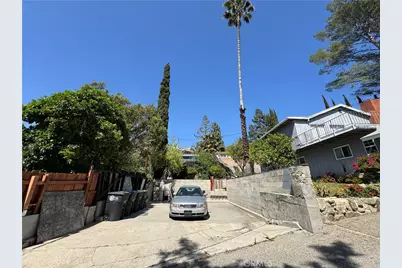 4922 Lowell Avenue, Glendale, CA 91214 - Photo 23