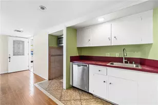 1731 E Wardlow Rd, Long Beach, CA 90807 - Photo 21