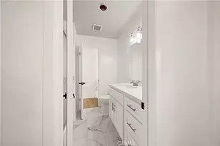 240 W Queen St, Inglewood, CA 90301 - Photo 23