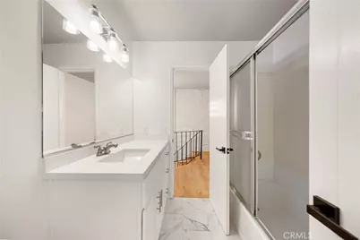 240 W Queen Street #10, Inglewood, CA 90301 - Photo 31