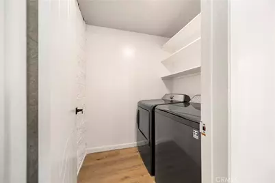 240 W Queen Street #10, Inglewood, CA 90301 - Photo 21