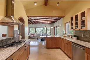 2 Chuckwagon Rd, Rolling Hills, CA 90274 - Photo 29