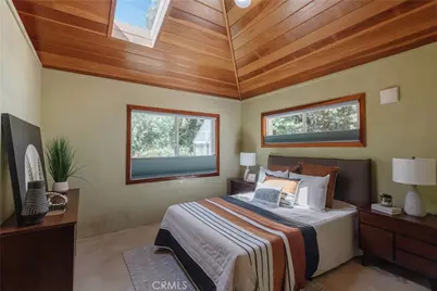 2 Chuckwagon Road, Rolling Hills, CA 90274 - Photo 37