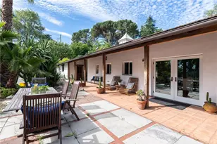 2 Chuckwagon Rd, Rolling Hills, CA 90274 - Photo 43