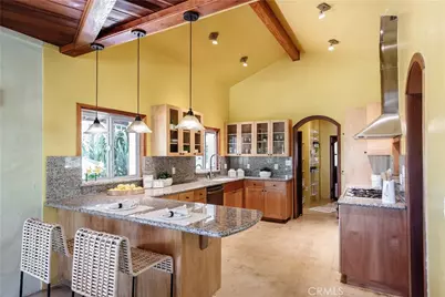 2 Chuckwagon Road, Rolling Hills, CA 90274 - Photo 27