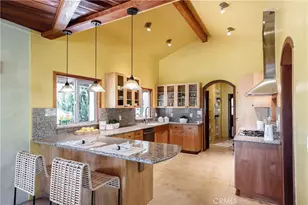 2 Chuckwagon Rd, Rolling Hills, CA 90274 - Photo 27